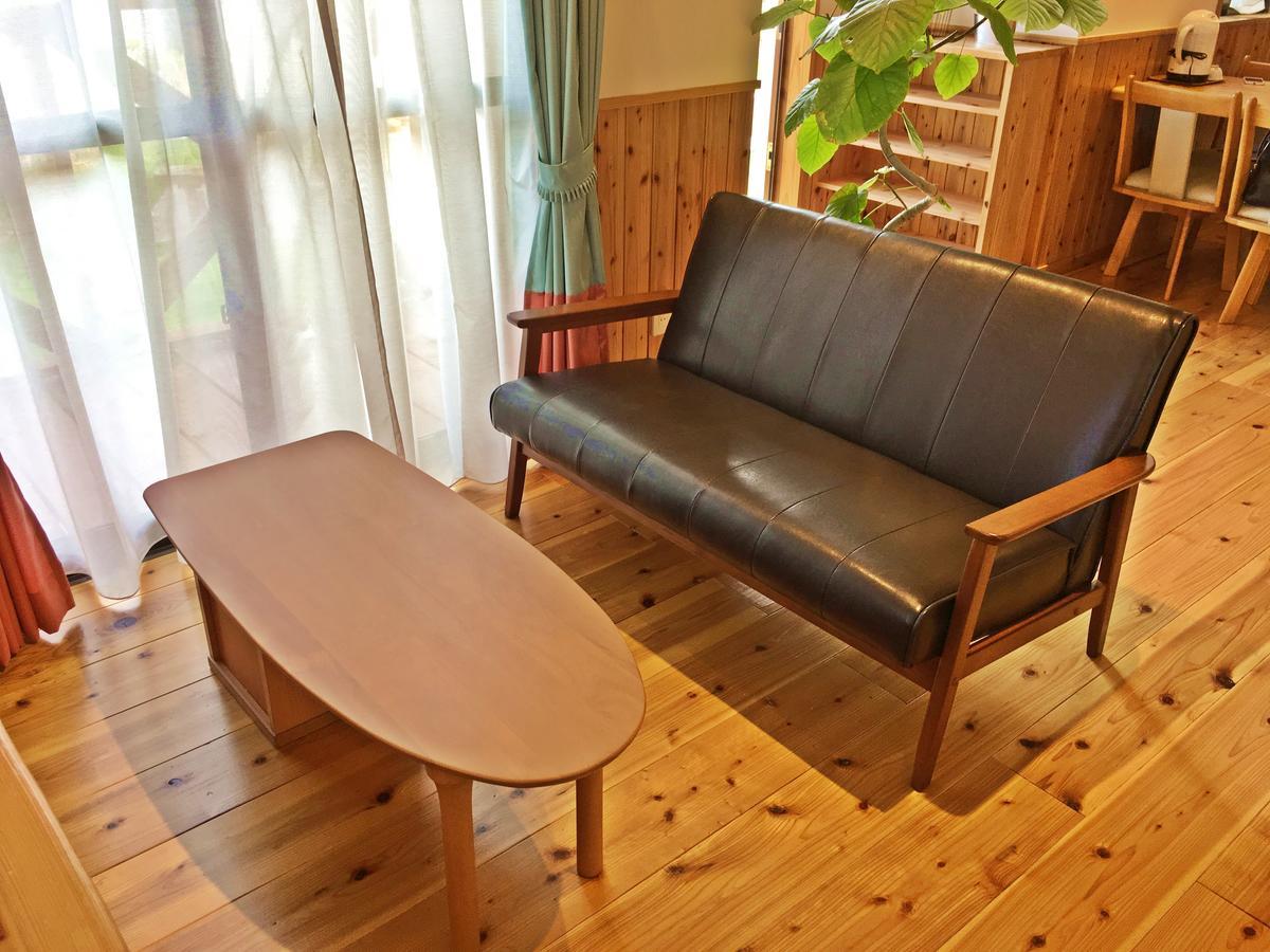 Nakijin Lodge Pensajoya Esterno foto